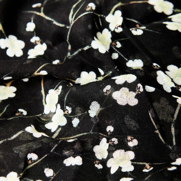 NWT ONAM
In-Bloom Scarf (in Night Botanical) - Picture 4 of 5